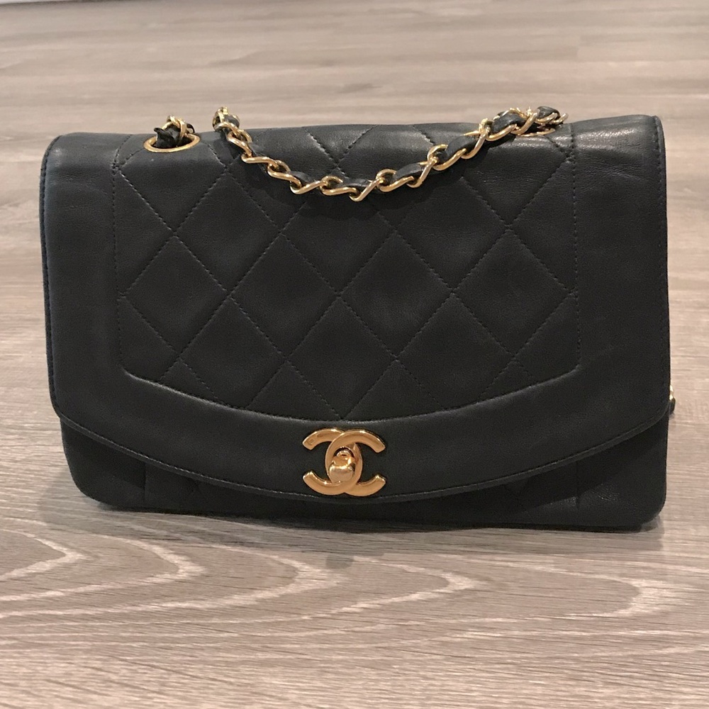 Chanel vintage classic bag